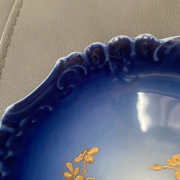 Antique Blue Plate with Gold Hand Painted Design Jean Pouyat in Limoges, France. - Picture 7 of 16